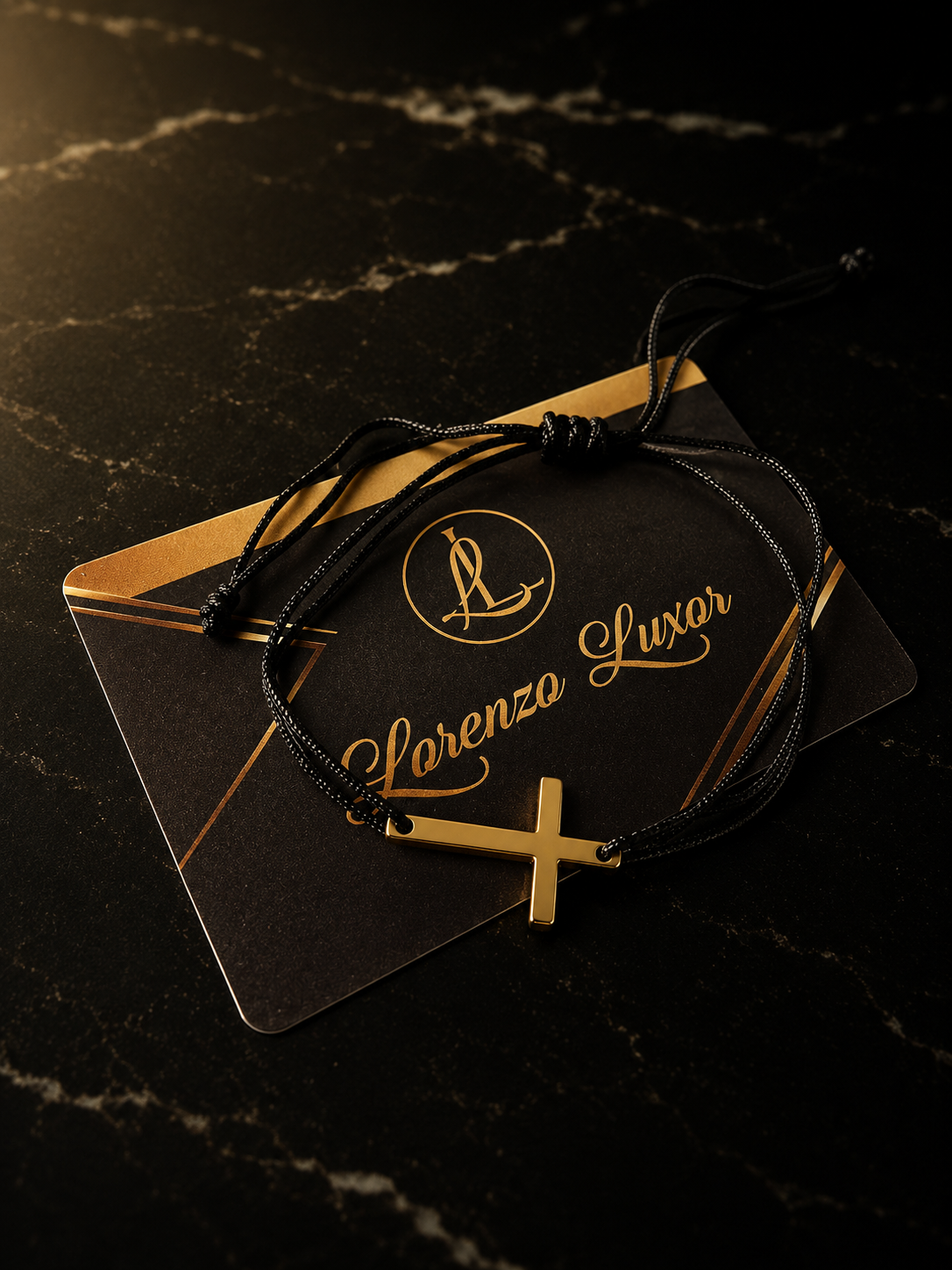 Brățară Șnur Negru Lorenza Luxor: Cruce Premium Aurie Minimalistă